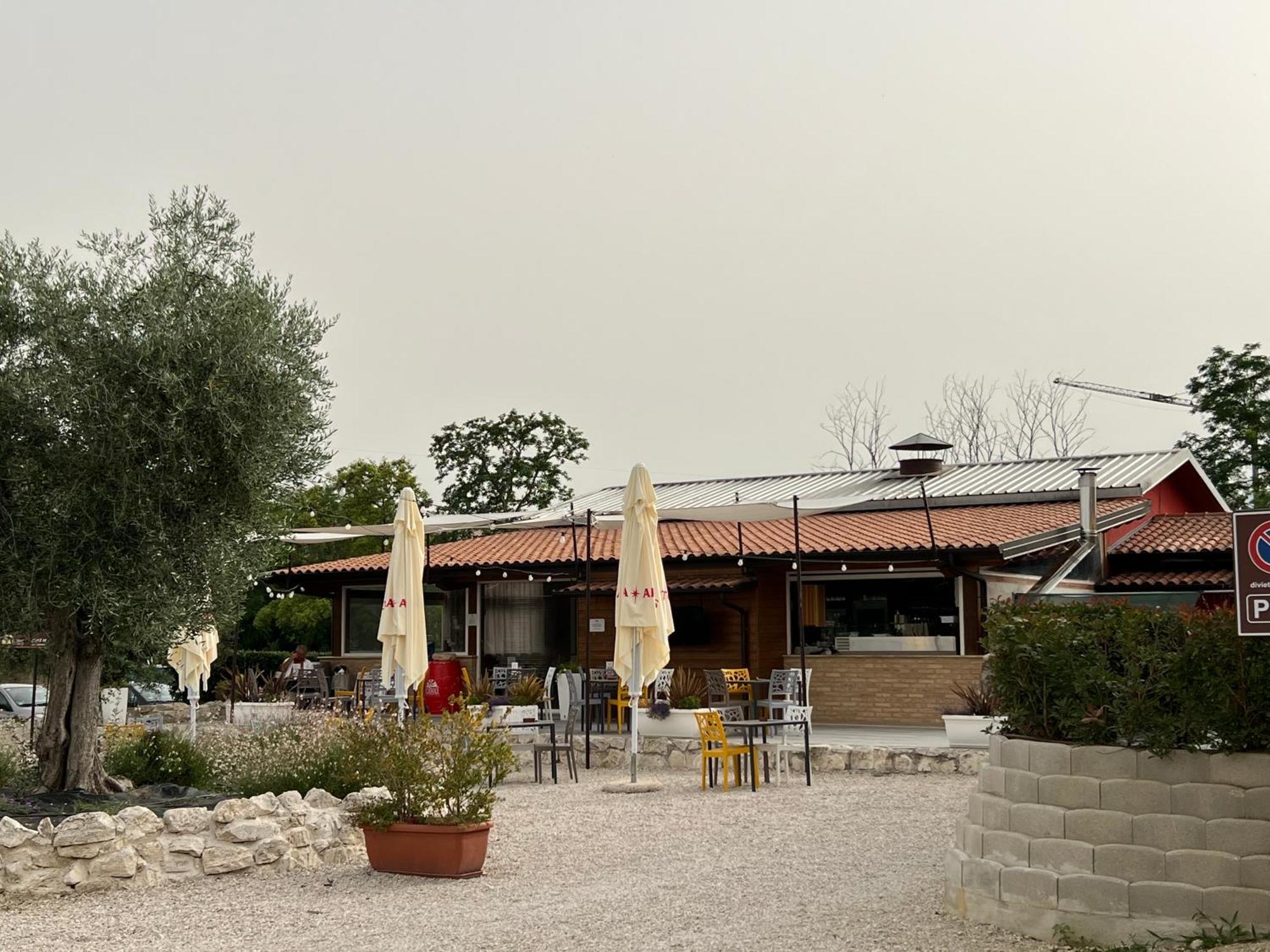 Ll Crinale Village Colli del Tronto المظهر الخارجي الصورة