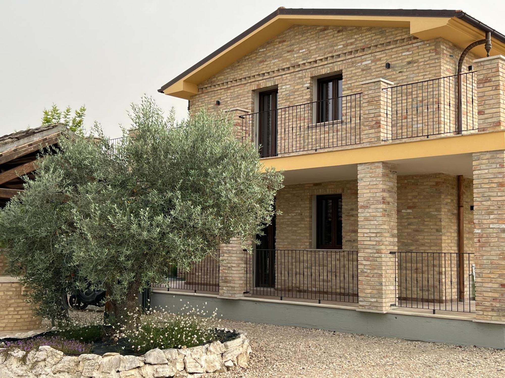 Ll Crinale Village Colli del Tronto المظهر الخارجي الصورة